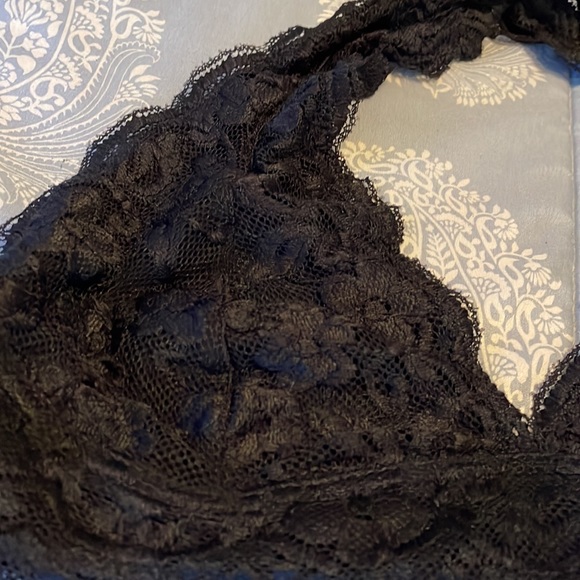 Lace bralette - Picture 2 of 3
